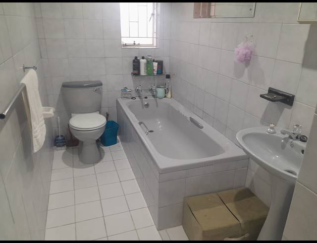 2 BEDROOM TOWNHOUSE FOR SALE IN BO-DORP